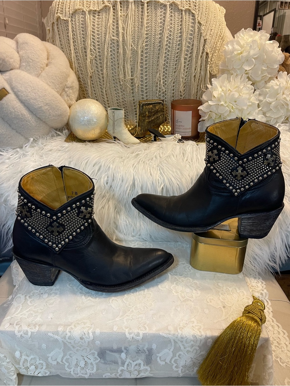 Old Gringo EUC “Clovis” Studded Cross Black Leather Ankle Boots MSRP$500